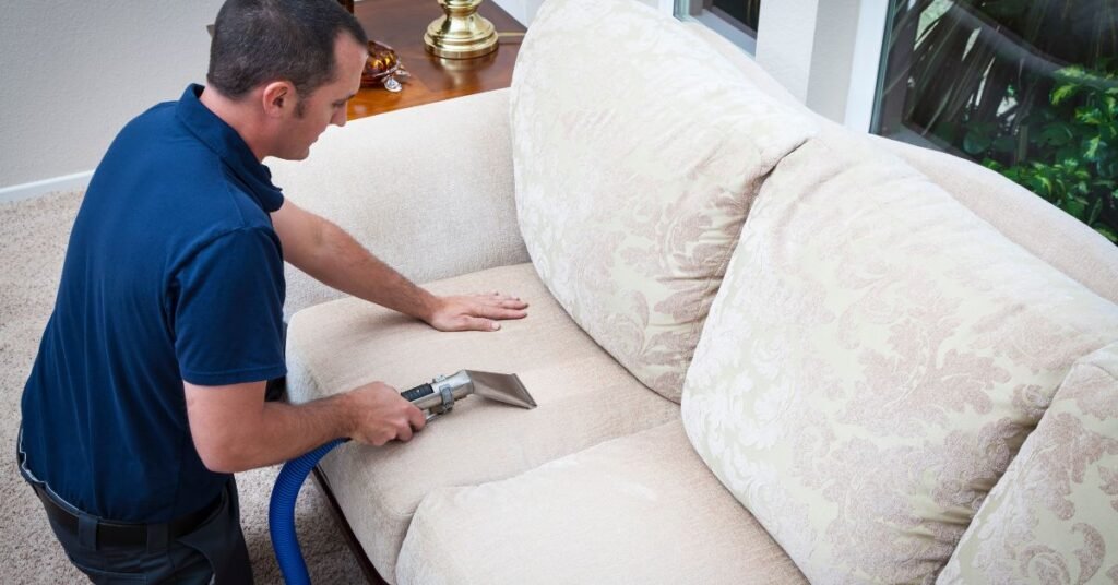 Carpet and Sofa Cleaning Toronto: When to Book Professional Fabric Cleaning
