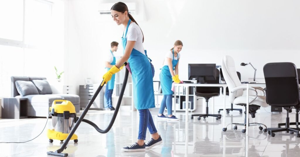 Commercial Cleaning Toronto: Office, Showroom, Restaurant and Business Cleaning Guide