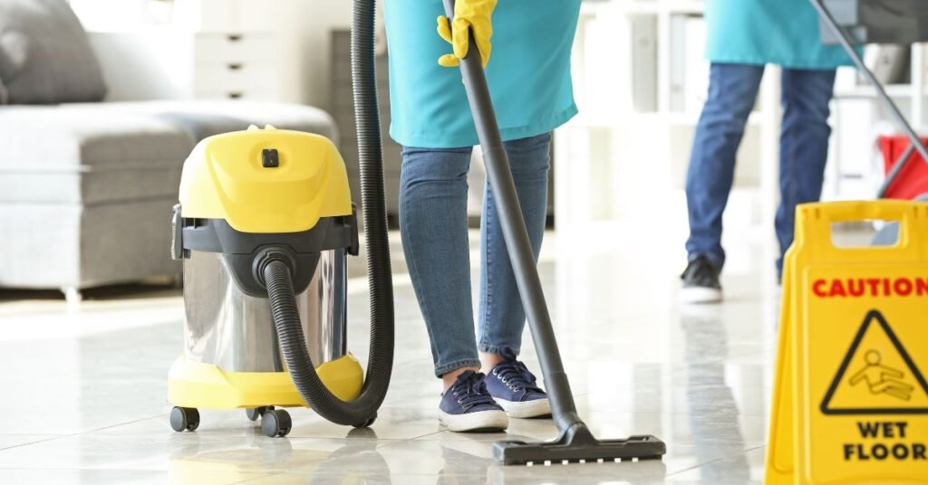 Commercial Cleaning Toronto: Office, Showroom, Restaurant and Business Cleaning Guide